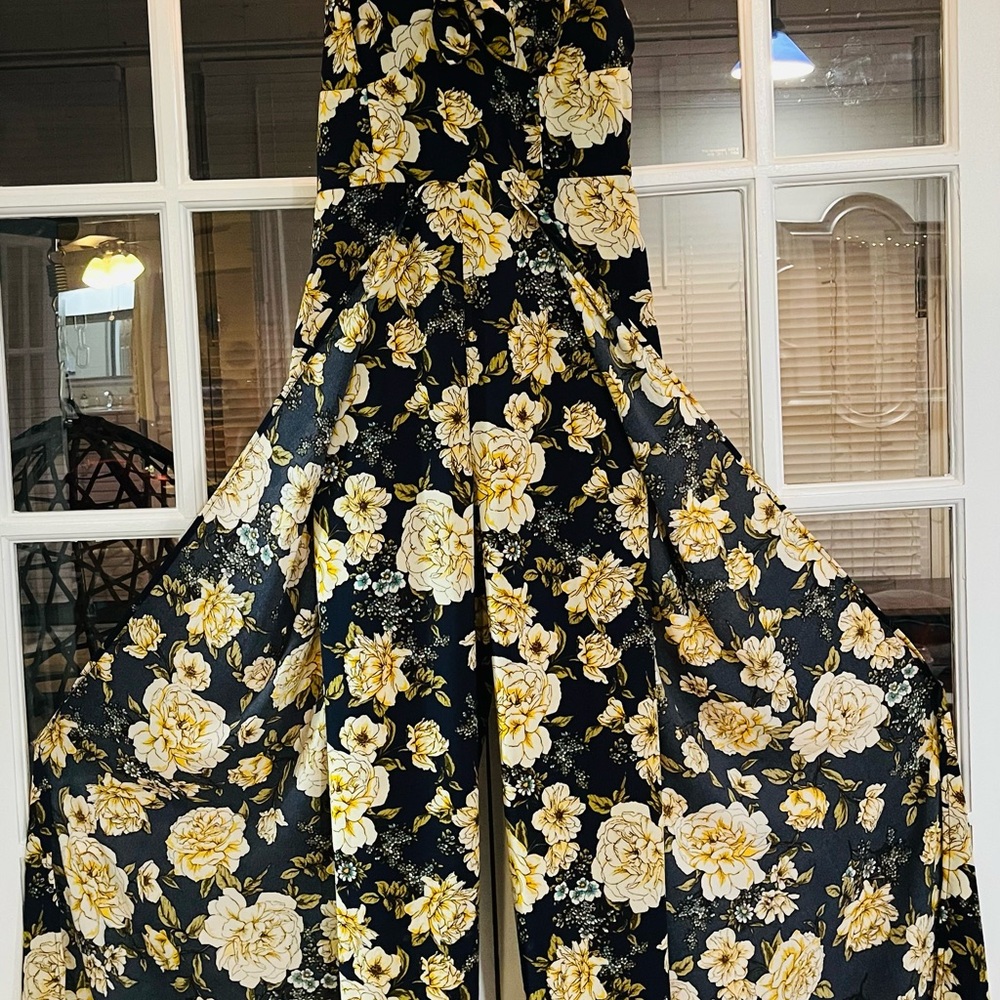 Xhilaration Black and Cream Floral Wide Leg Jumpsuit - Picture 3 of 8